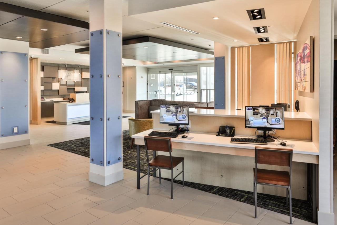 Express & - Metrocenter Downtown By Ihg Nashville