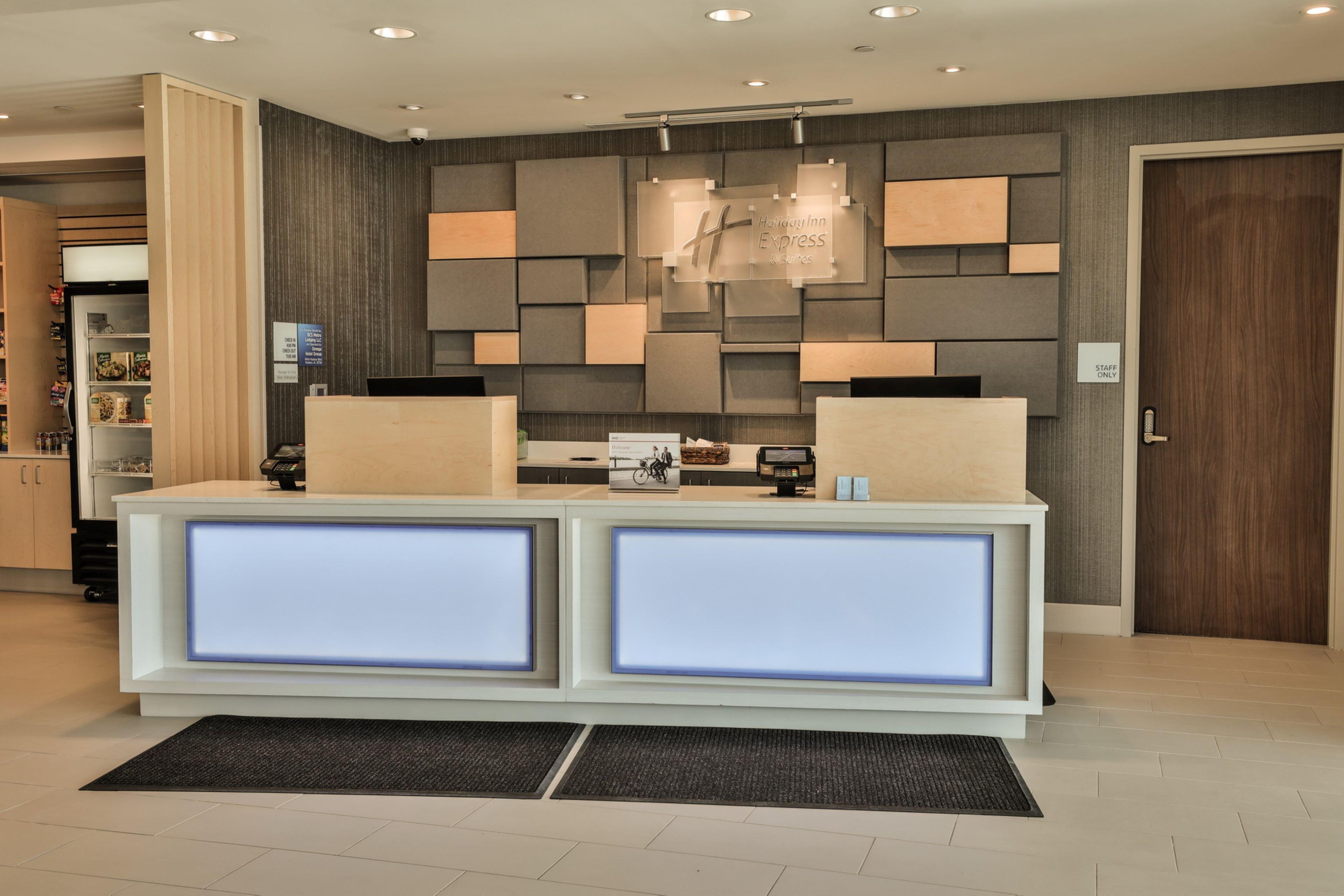Express & - Metrocenter Downtown By Ihg 3*